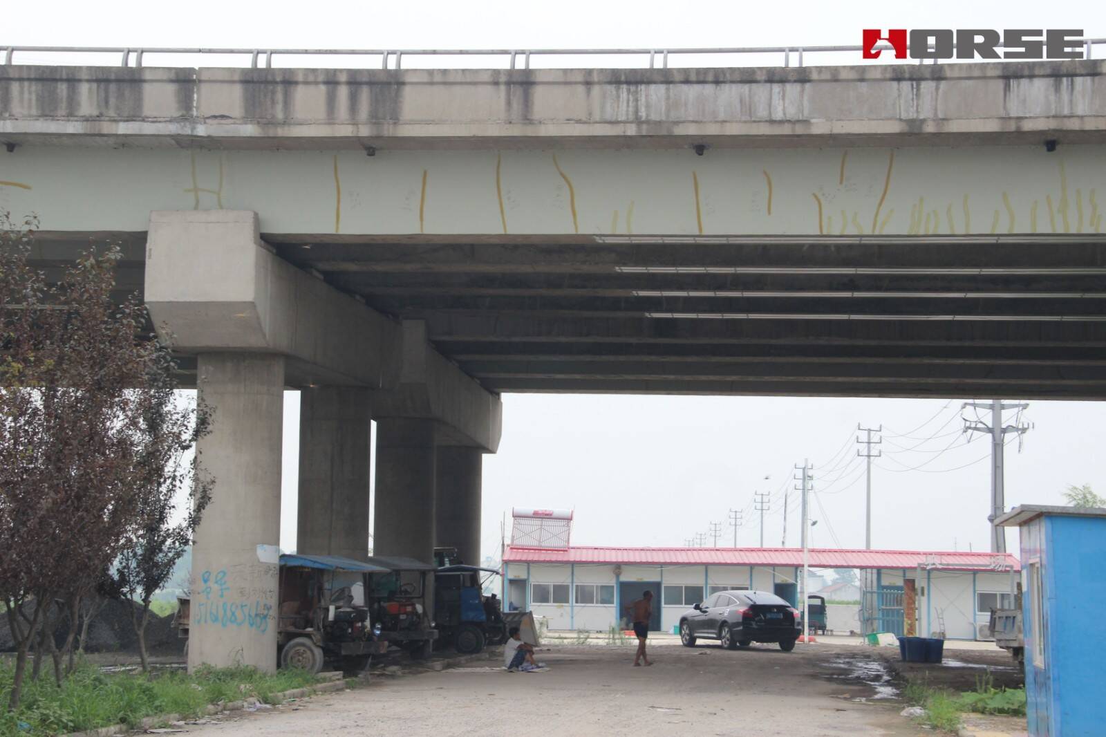 injection repair cracks on bridge